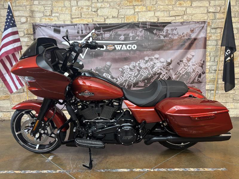 Road Glide®