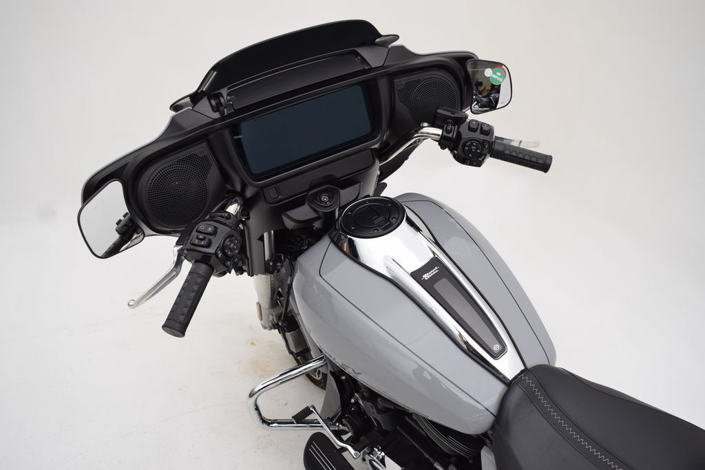 Street Glide®