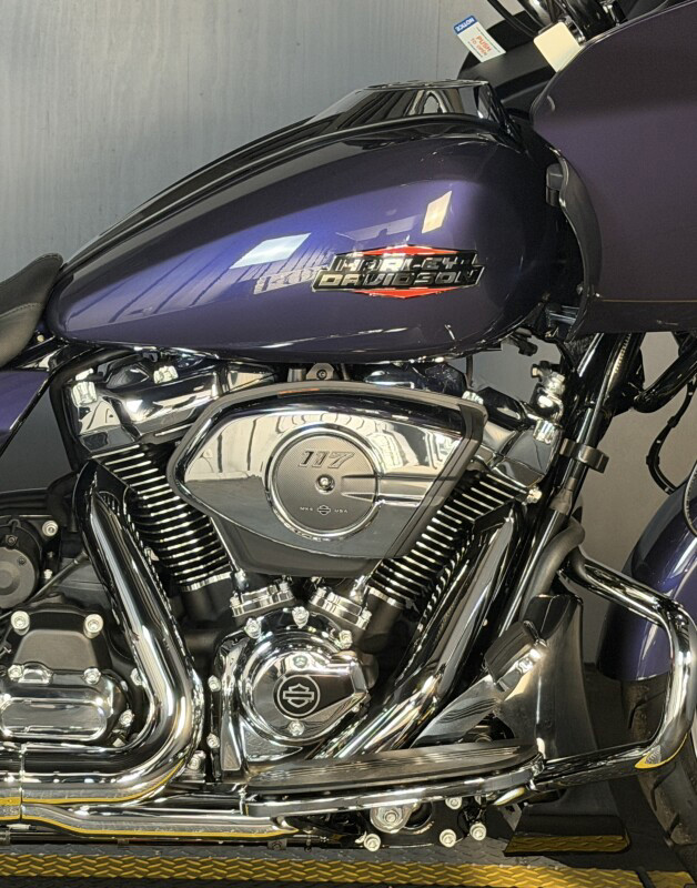 Road Glide®