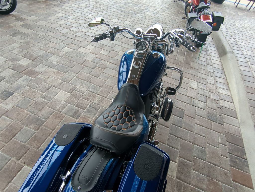 CVO® Road King®