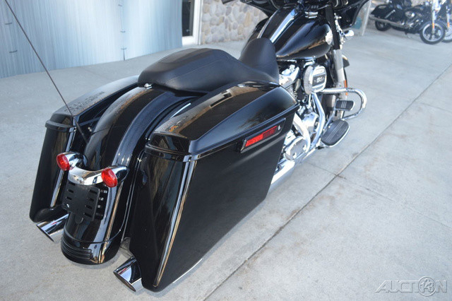 Street Glide® Special