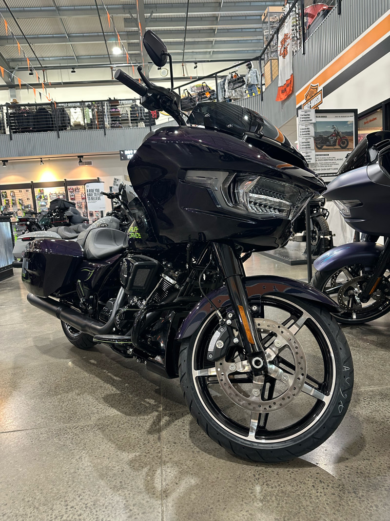 Road Glide®
