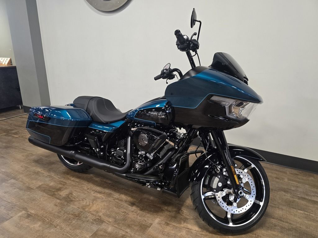 Road Glide®