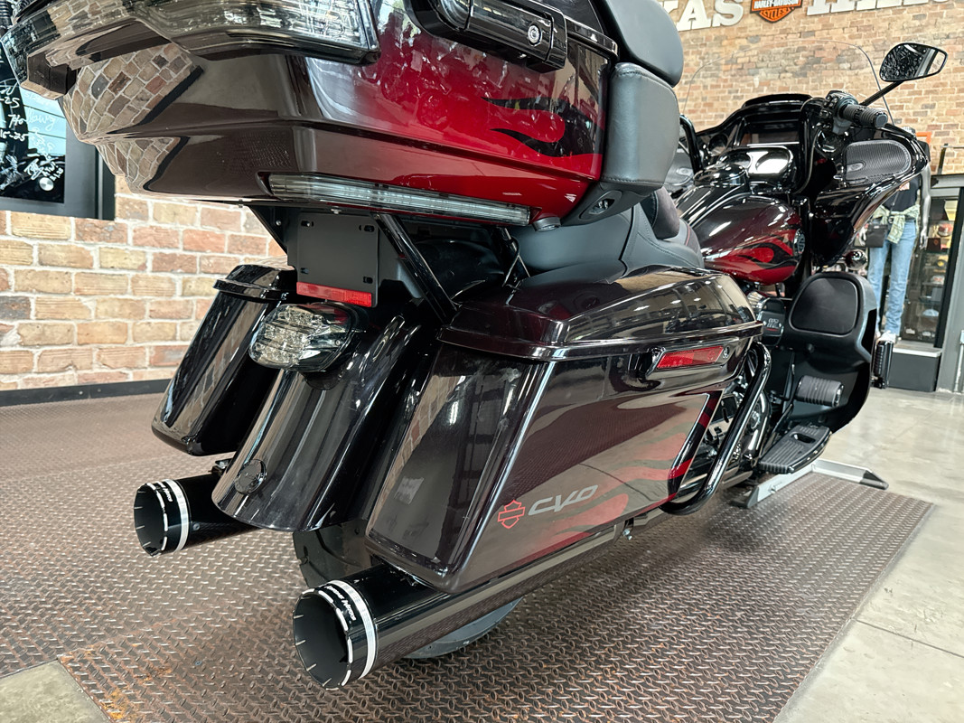 CVO® Road Glide®