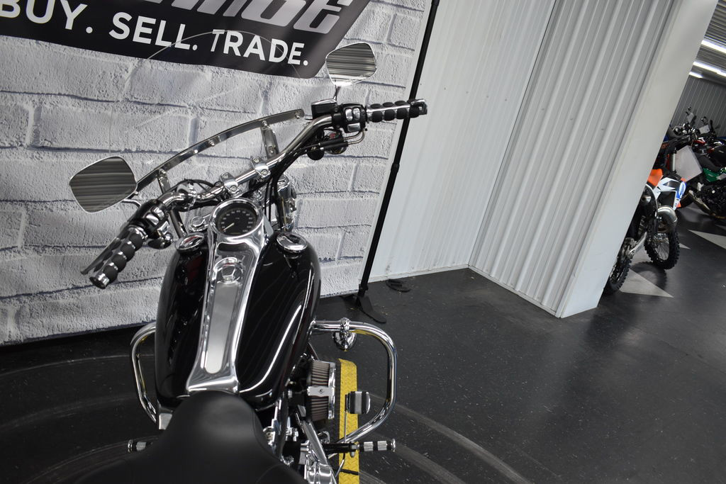 Softail® Deuce®
