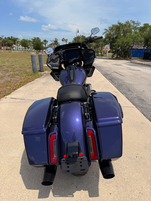 Road Glide®