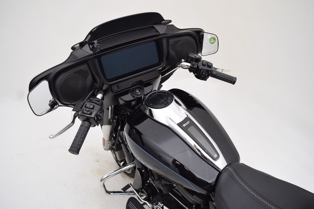 Street Glide®
