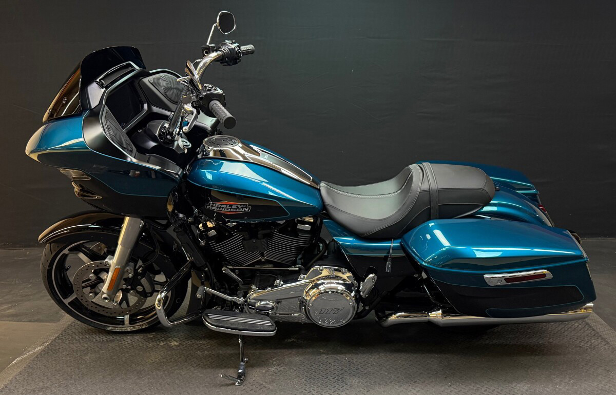 Road Glide®