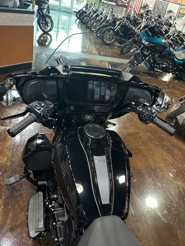 Street Glide® 3 Limited