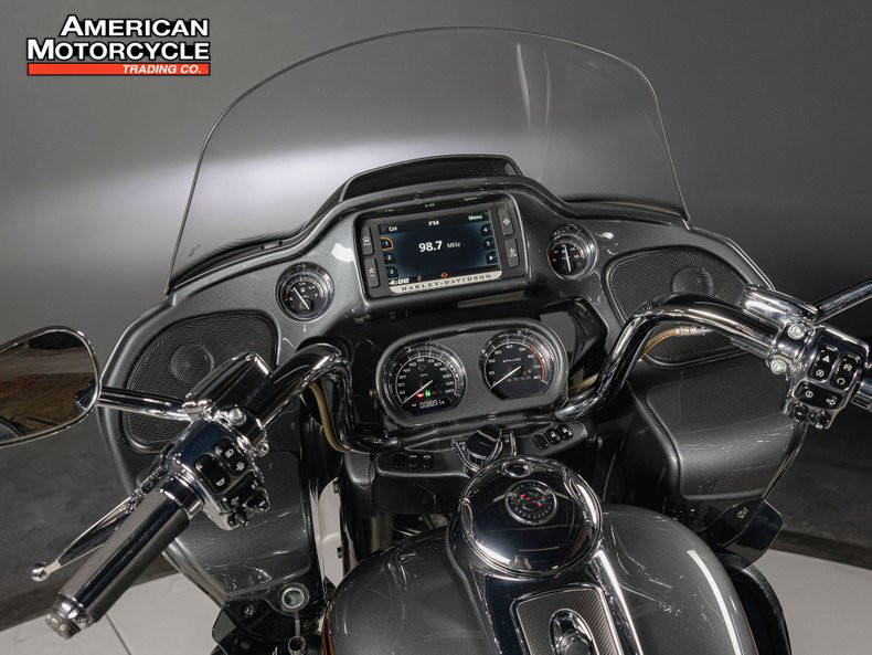 CVO® Road Glide® Ultra