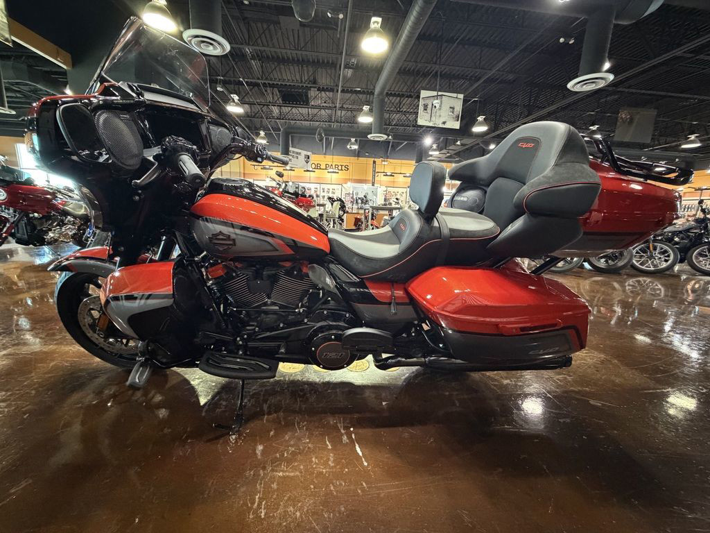 CVO® Street Glide® Limited