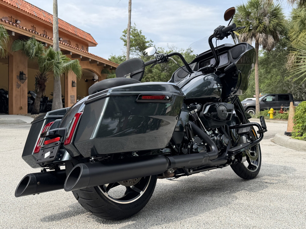 Road Glide®