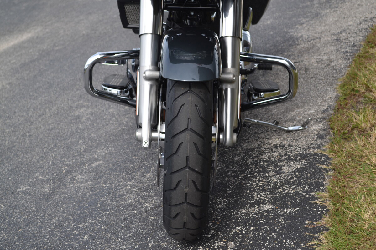 Road Glide®