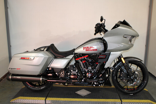 CVO® Road Glide® ST