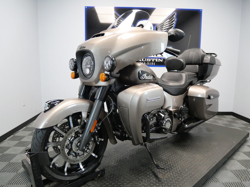 Roadmaster Dark Horse