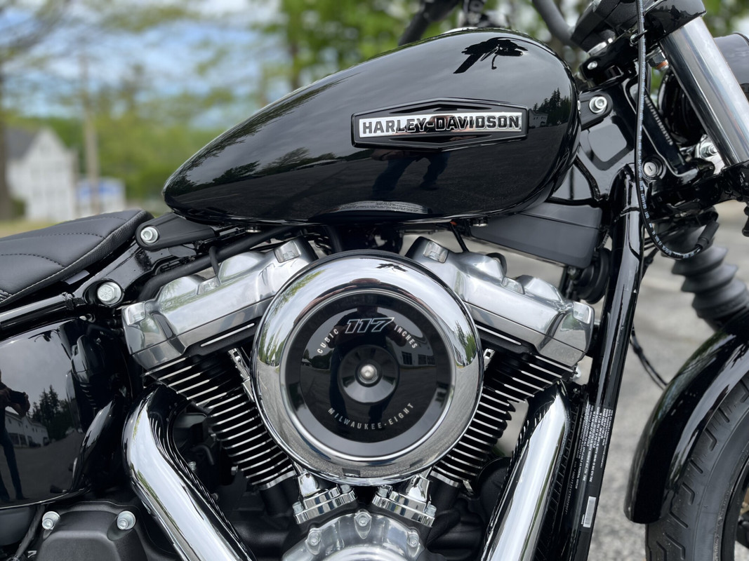 Street Bob®