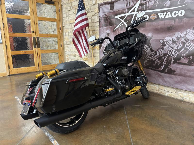 Road Glide®