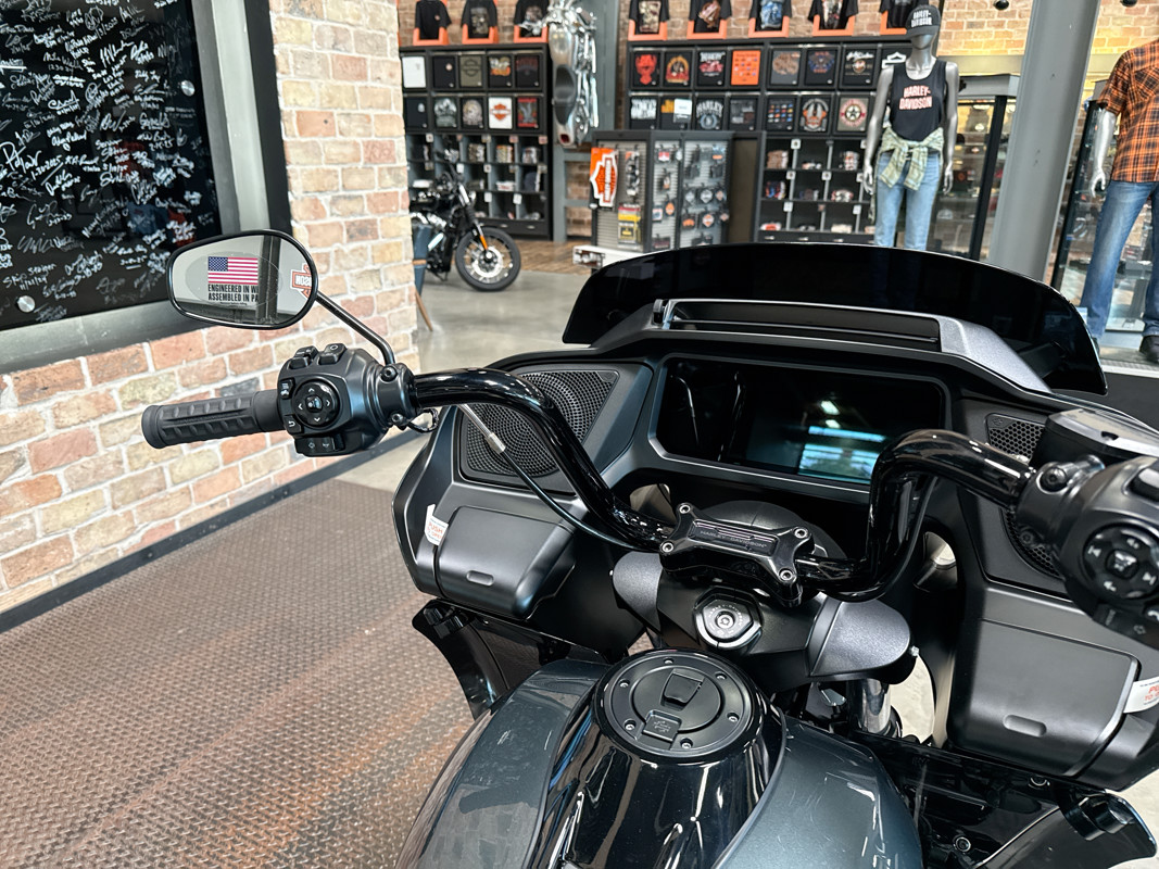 Road Glide®