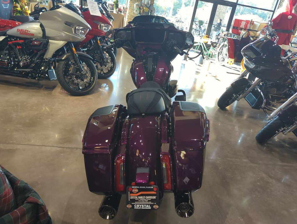 CVO® Street Glide®