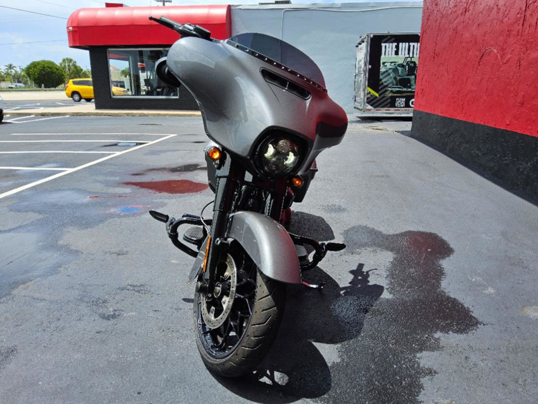 Street Glide® Special