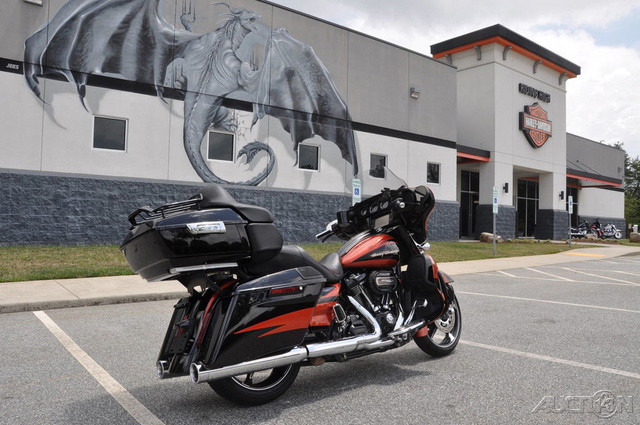CVO® Street Glide®