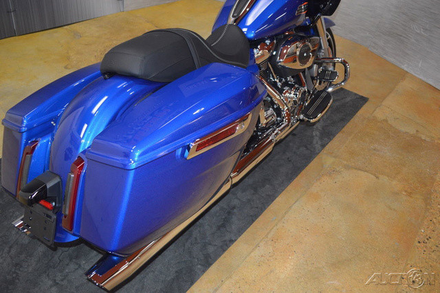 Road Glide®