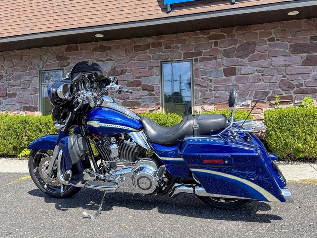 CVO™ Street Glide® 