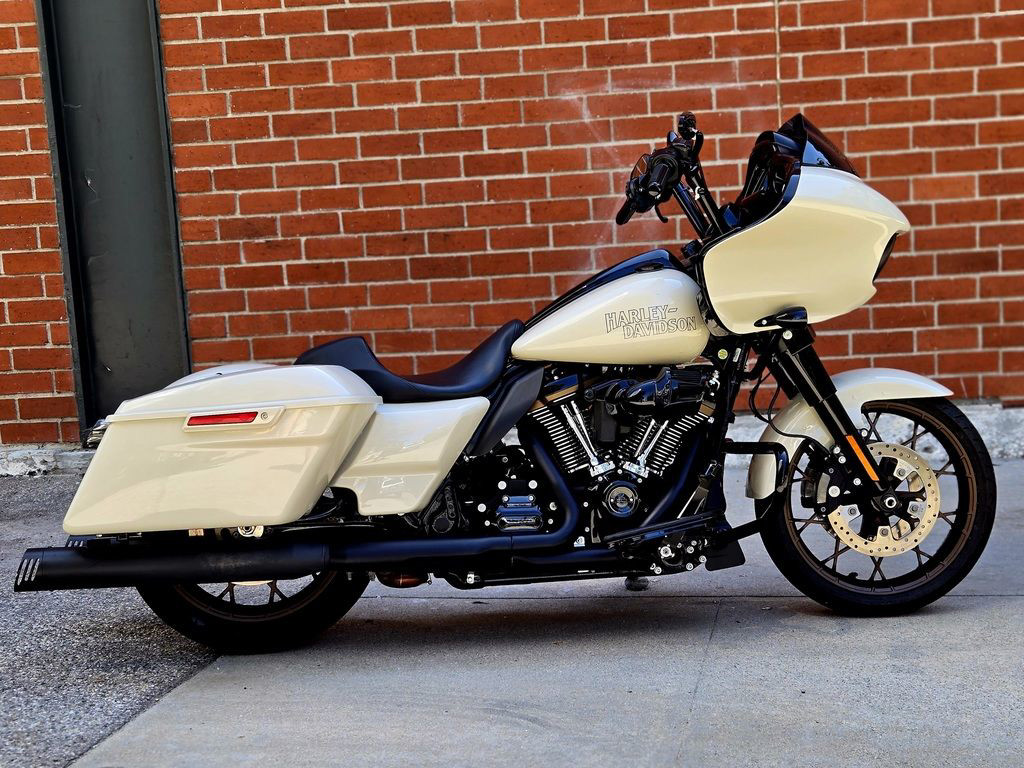 Road Glide® ST