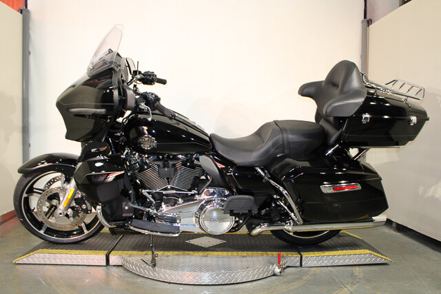 Street Glide® Ultra