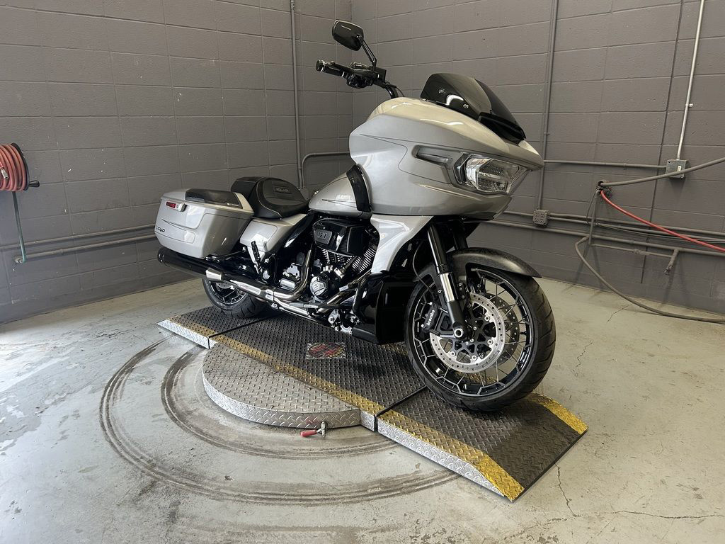 CVO® Road Glide®