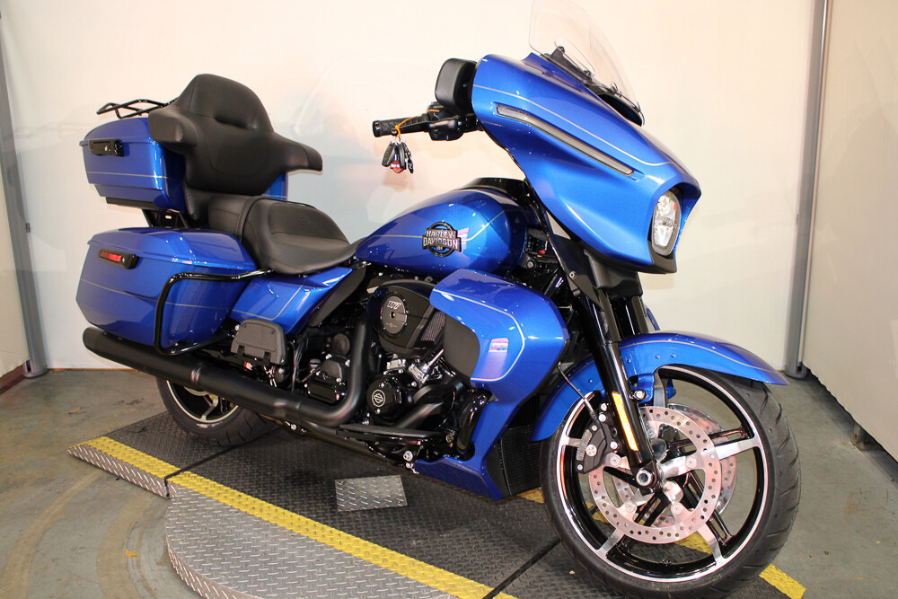 Street Glide® Ultra