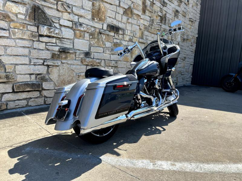 CVO® Road Glide®