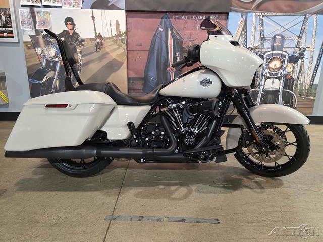 Street Glide® Special