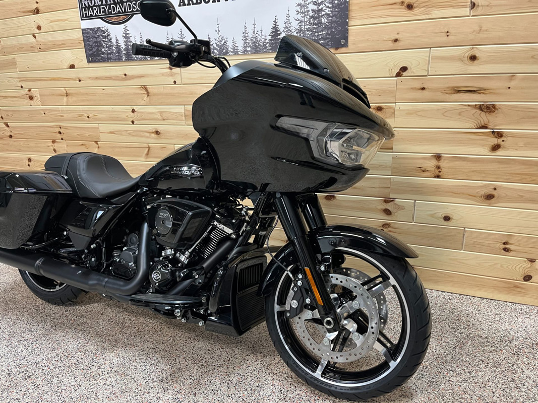 Road Glide®