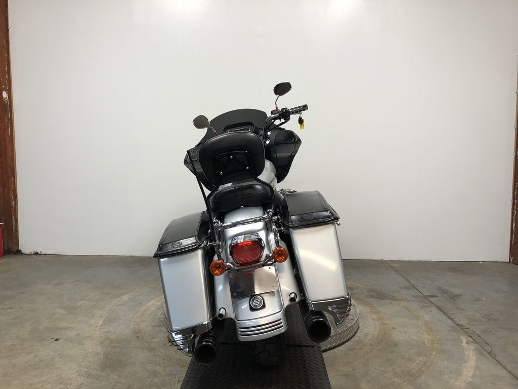 Road Glide®