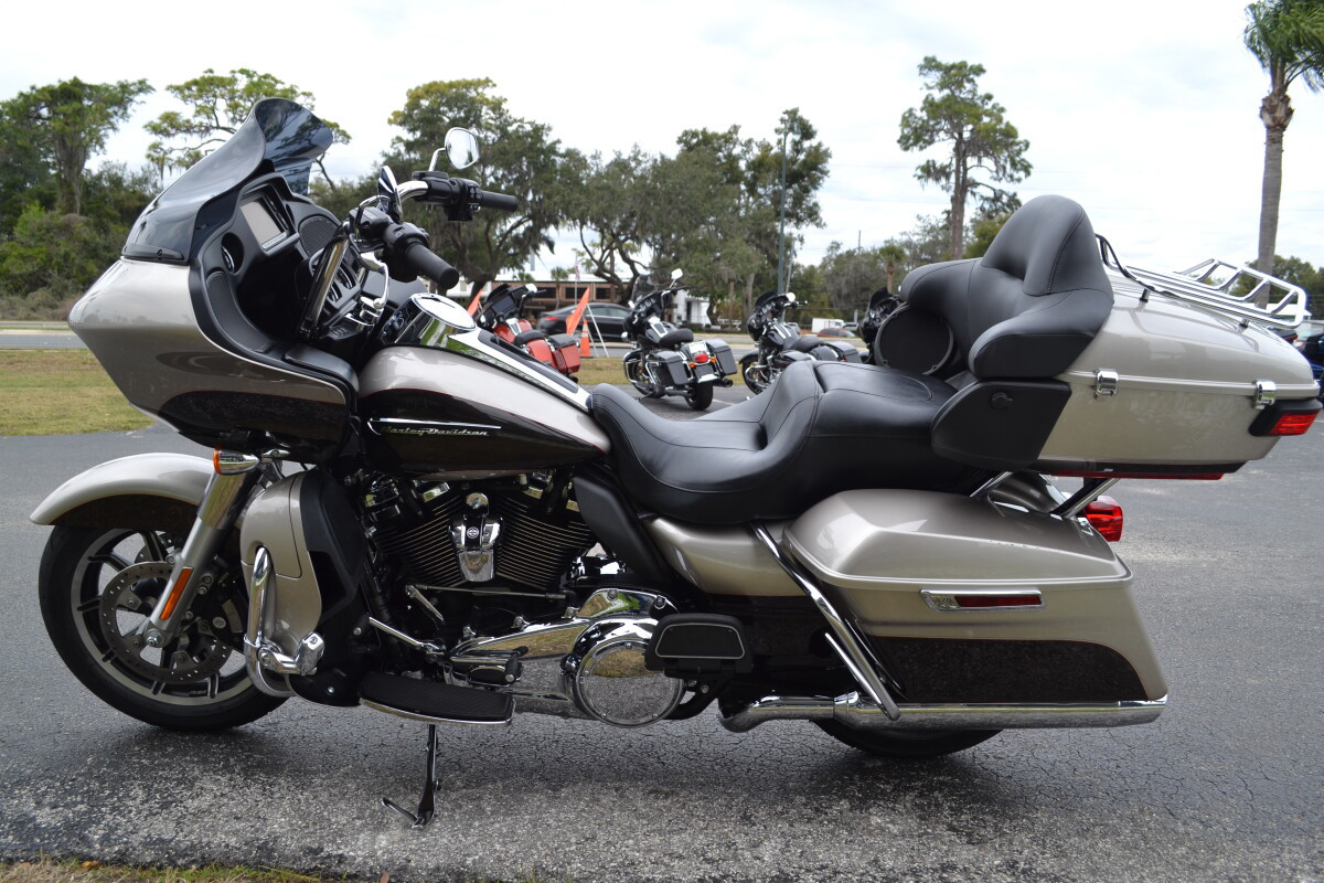 Road Glide® Ultra