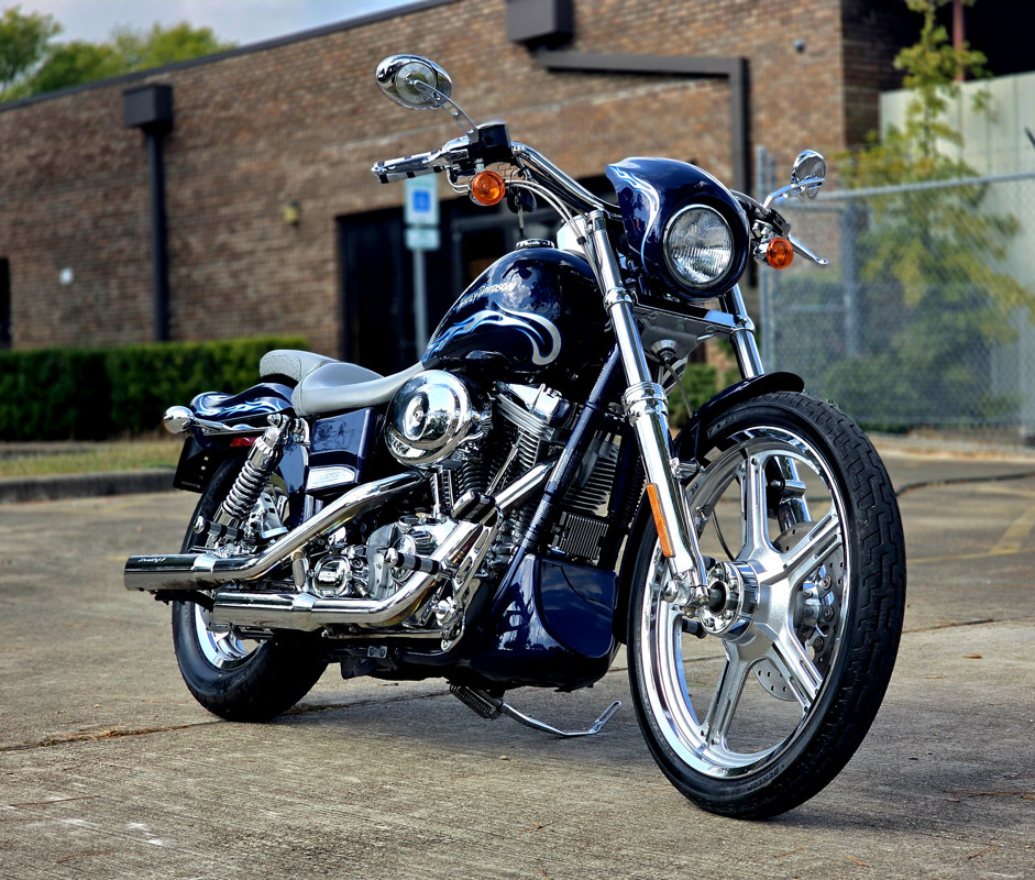 Dyna® Wide Glide® 3