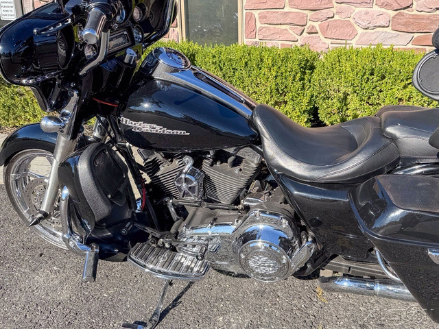 Street Glide®