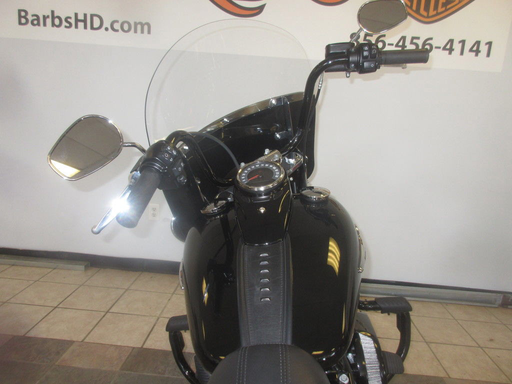 Softail® Heritage Classic 114