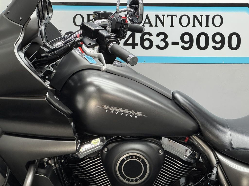 Vulcan 1700 Vaquero ABS