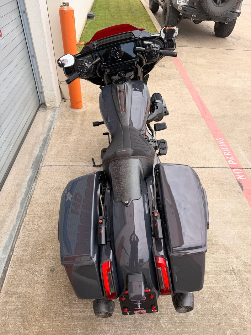 CVO® Street Glide® ST