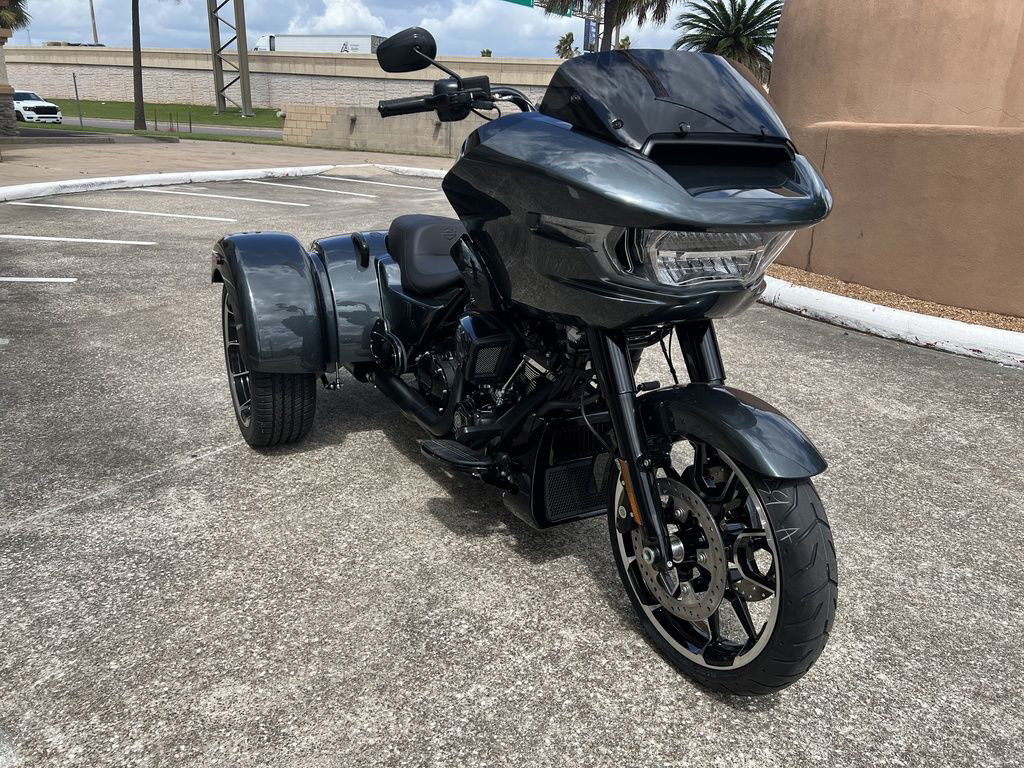 Road Glide® 3