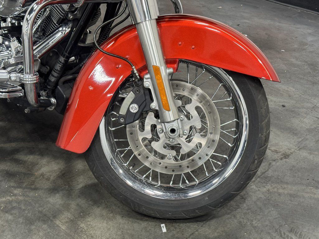 Road Glide® Custom