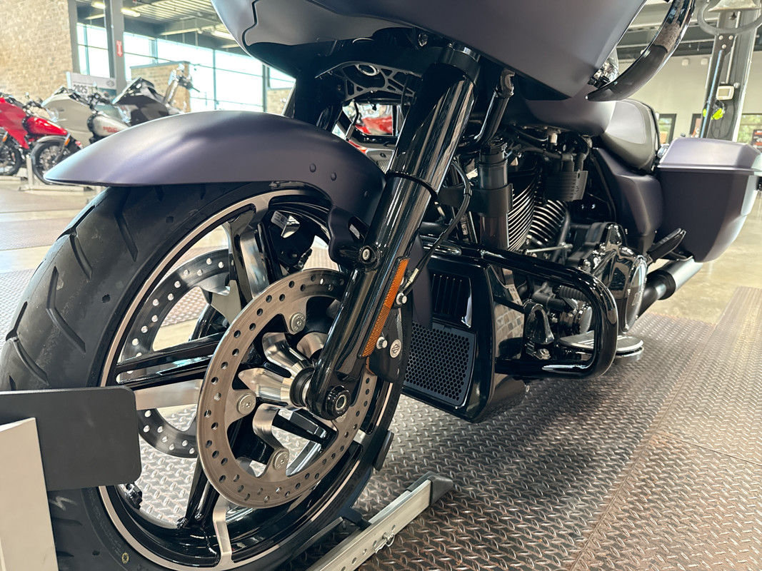 Road Glide®