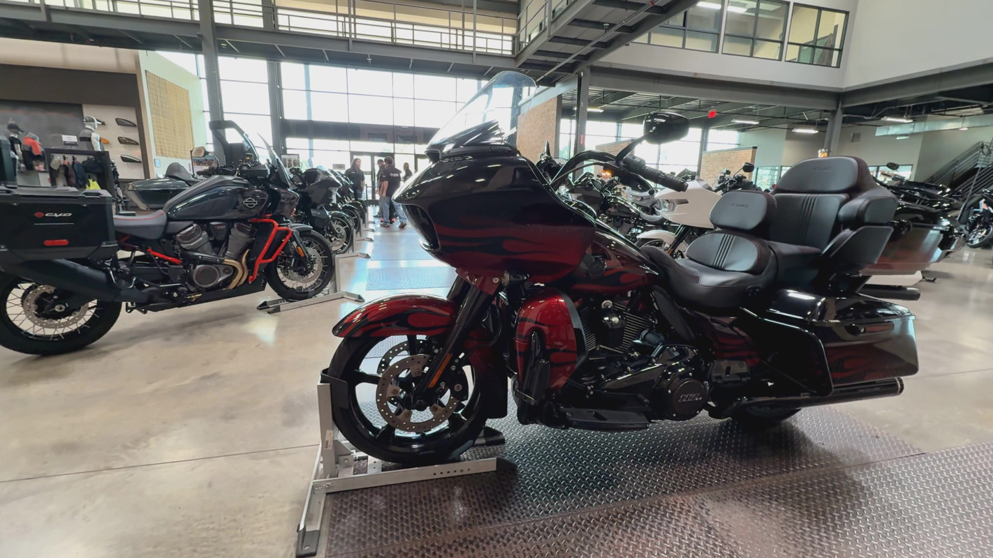 CVO® Road Glide®