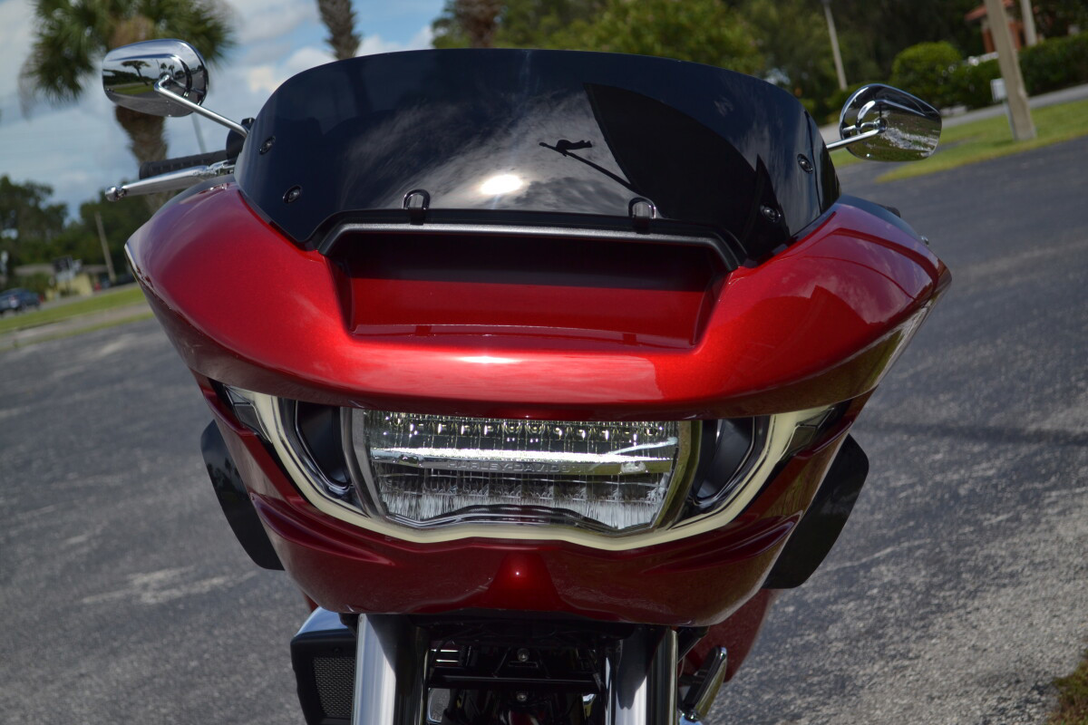Road Glide®