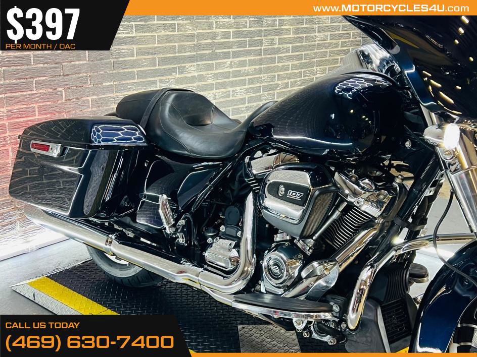 Street Glide®