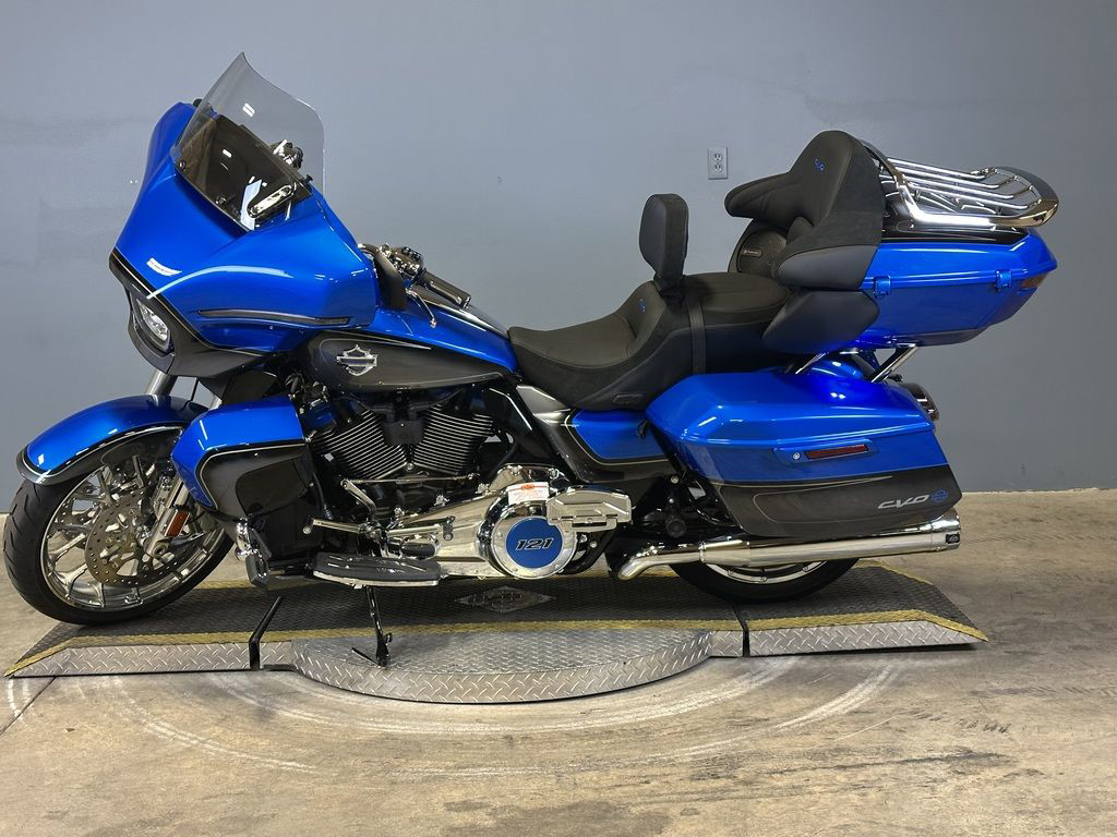 CVO® Street Glide® Limited