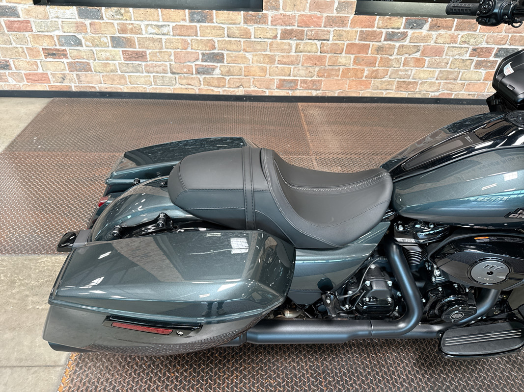 Road Glide®