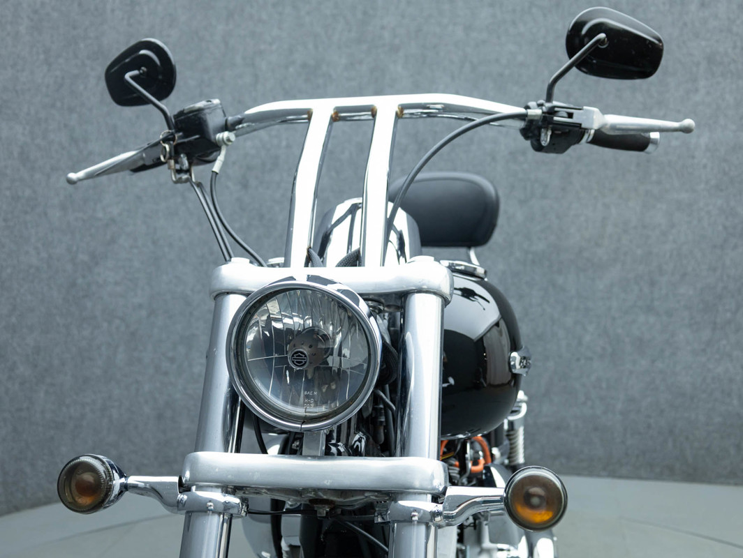 Dyna® Super Glide® Custom